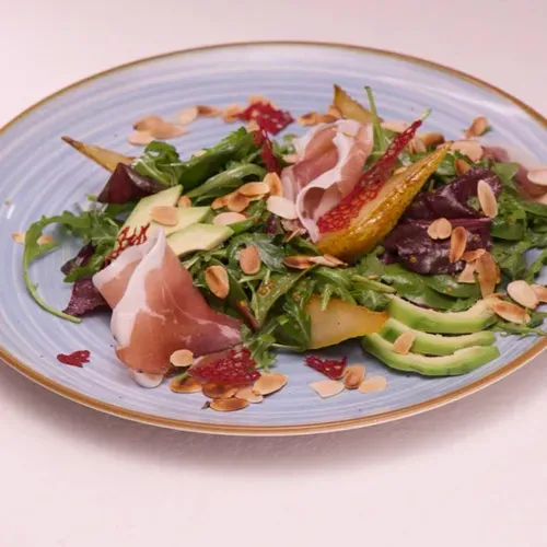 Salata cu prosciutto